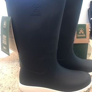 rain boots